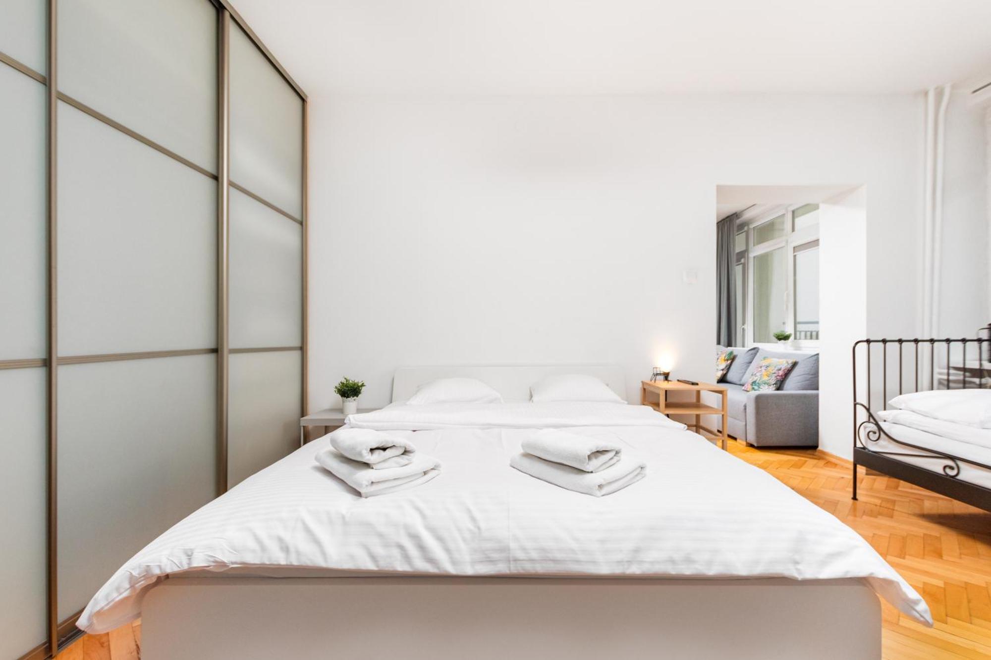 Apartament Wspolna By Your Freedom 华沙 外观 照片